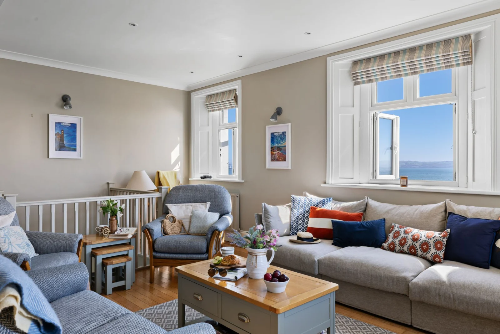 Living space with sea views - 1 The Old Signal House