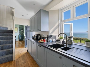 Kitchen with sea views - 1 The Old Signal House