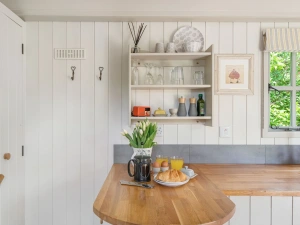 Kitchenette-Apple Blossom Lodge-Devon Heaven Hideaways