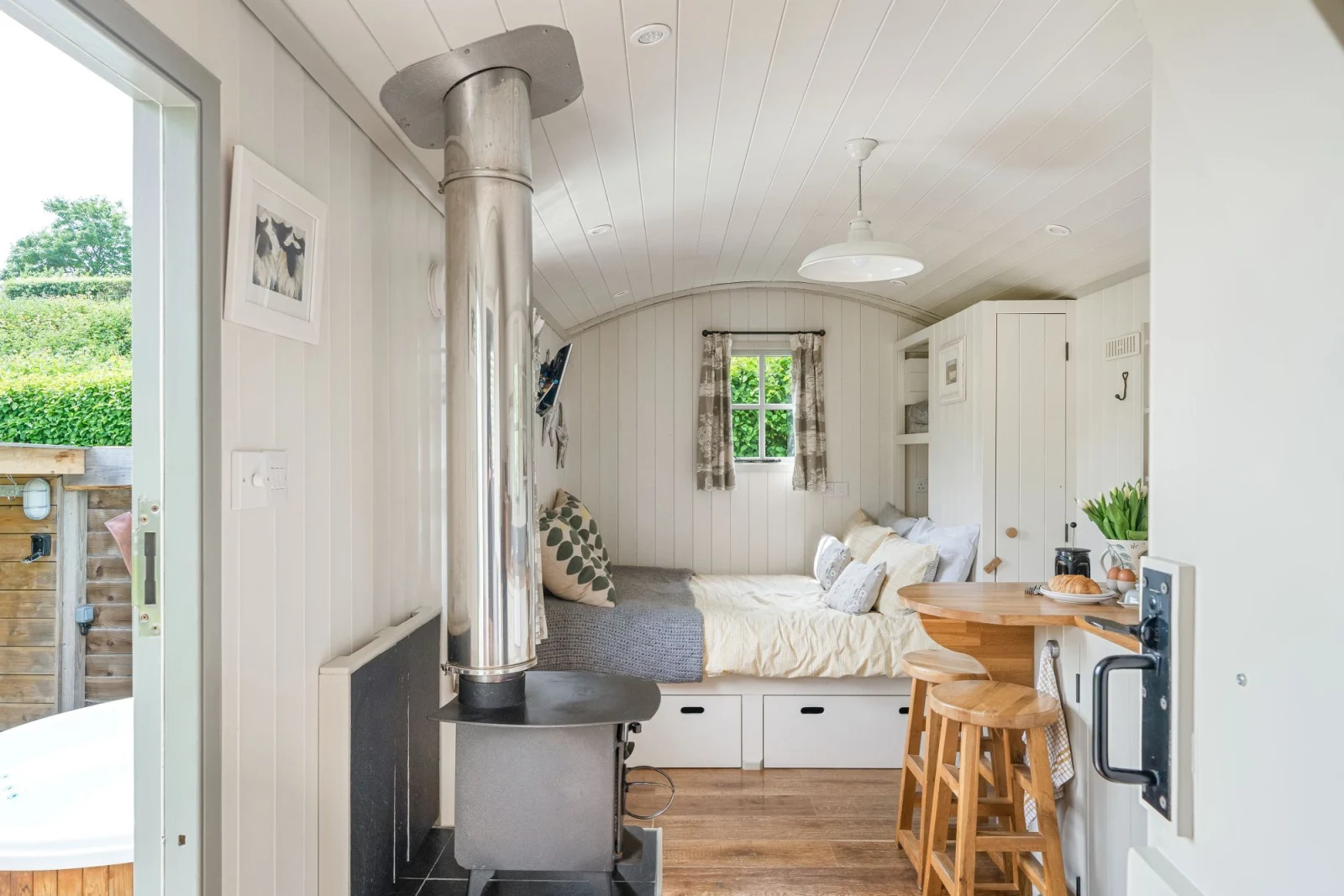 Woodburner, Seating Area-Apple Blossom Lodge