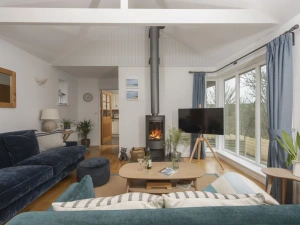 Living Area - Smart TV - wood burner - garden view - Lobbs Cottage