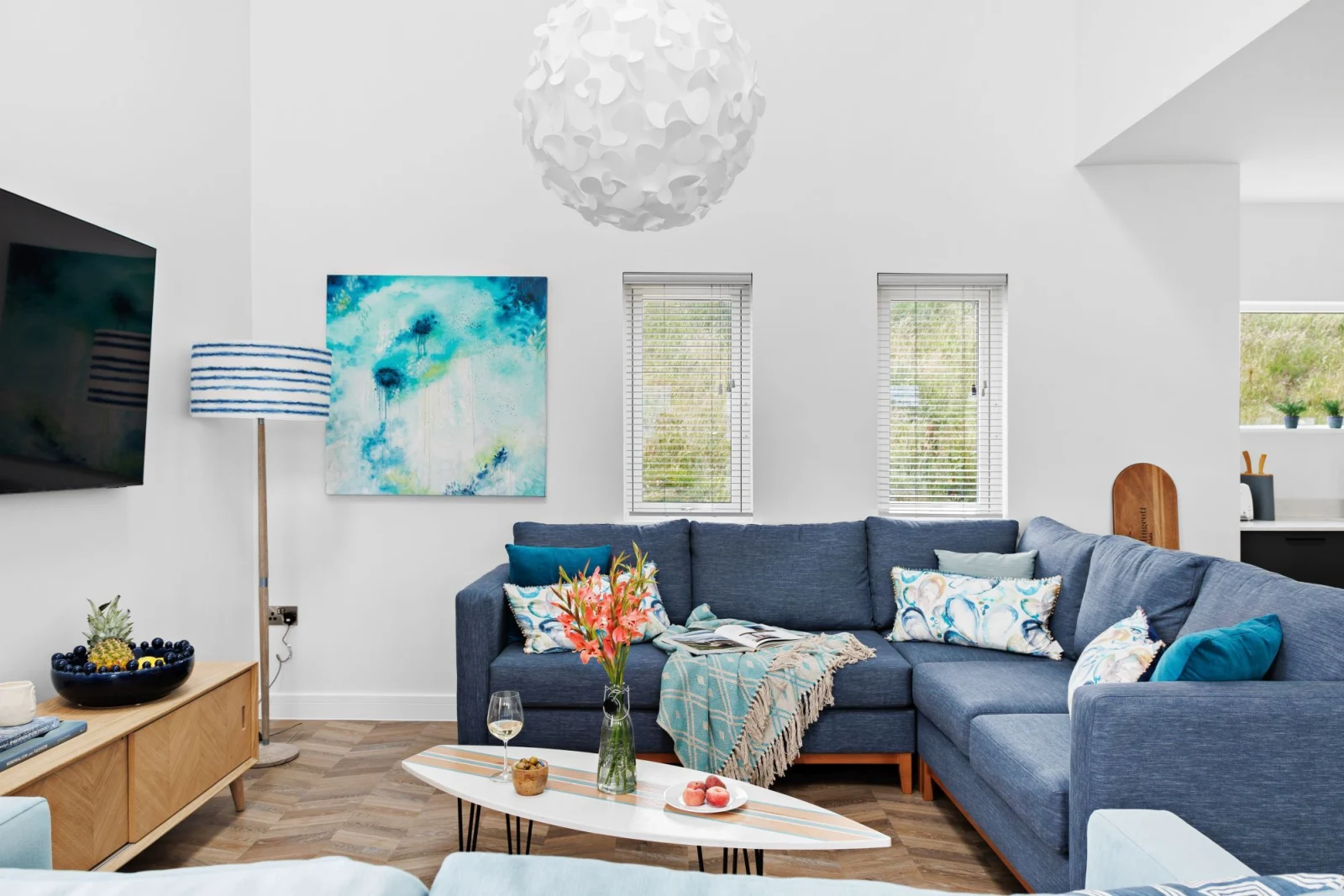 L shaped sofa with smart TV, free Wi-Fi and coffee table - 5 The Vista, Willingcott 