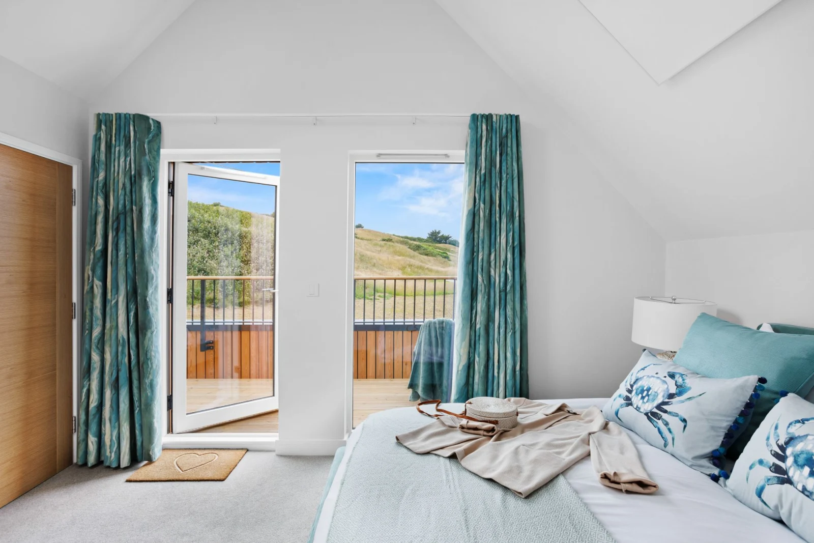 Bedroom 3, king size bed with own balcony and country side views - 5 The Vista, Willingcott