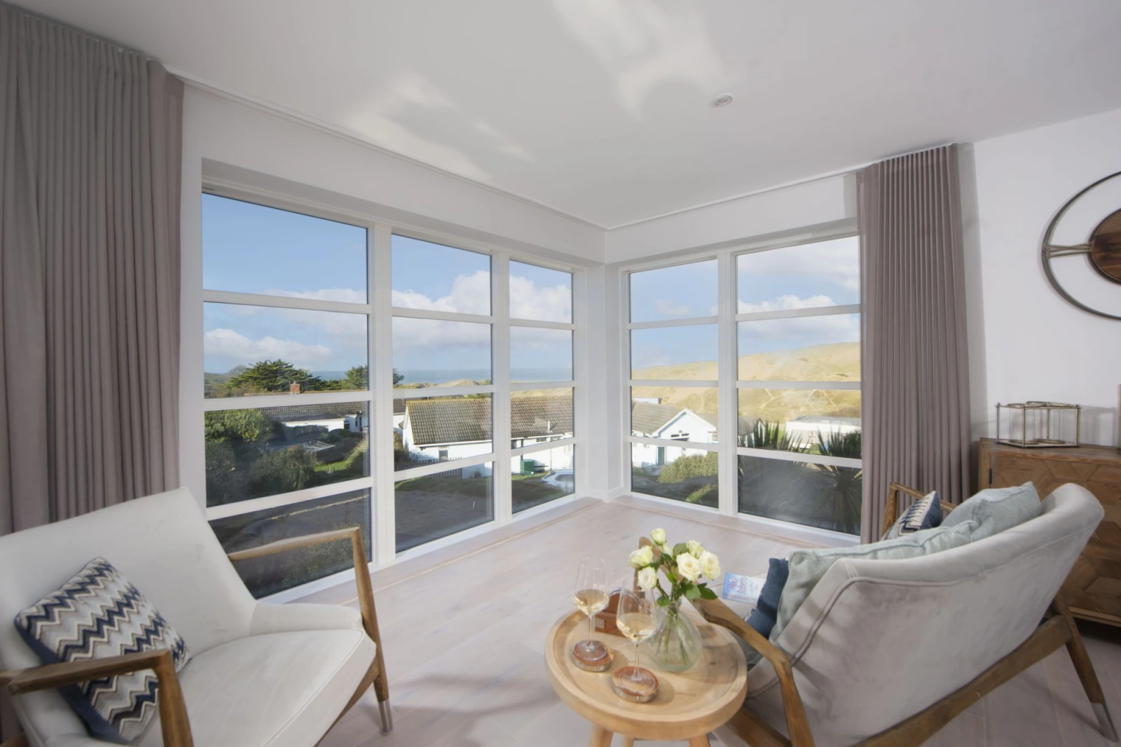 Stunning views from the dual aspect windows - Sandyford