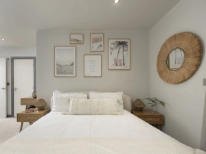 Comfortable bedroom - 6 The Point, Pentire