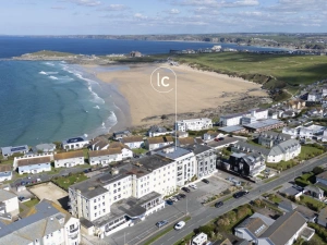 Coastal location - 6 The Point, Pentire