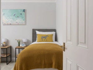 Twin Bed, Bedside Table, Bedside Lamp-7 Wheal Ayr