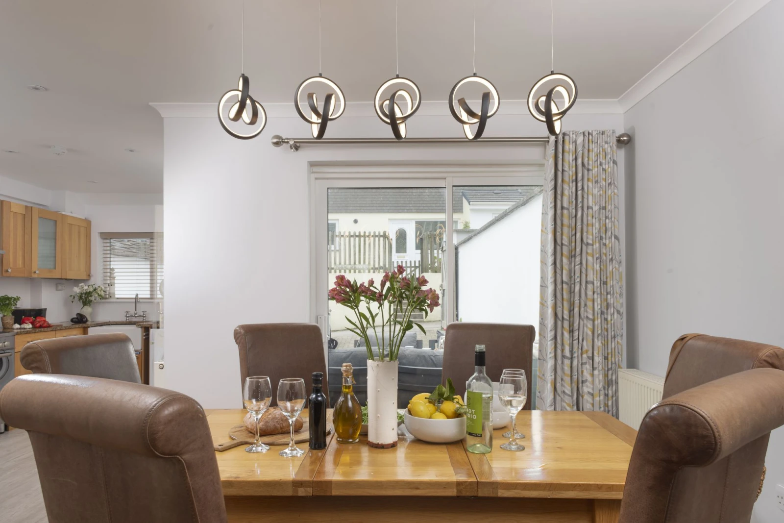 Dining Area. Dining Table- 7 Wheal Ayr