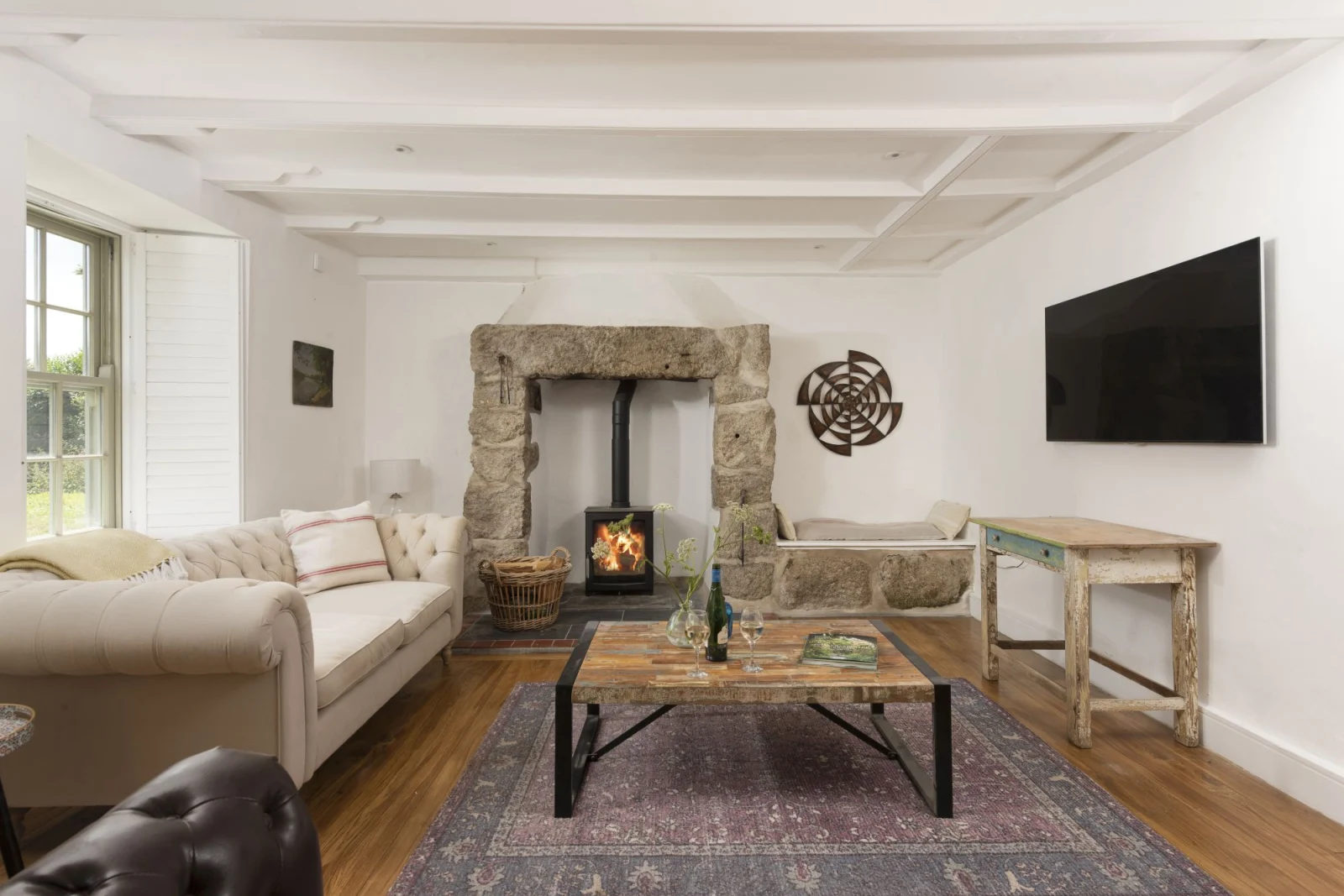 Smart TV within lounge, free wifi - Worvas Counthouse