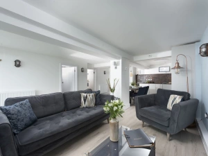 Property image 2 for LC644972