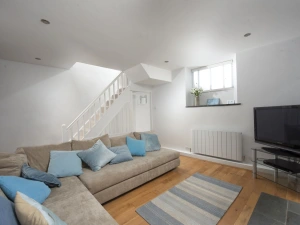 Property image 9 for LC645251