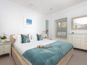 Property image 4 for LC645254