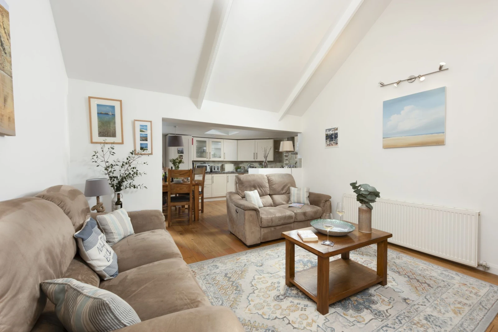 Additional view of open plan living, dining & kitchen area - Samson Cottage