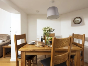 Dining table with seating for 4 - Samson Cottage