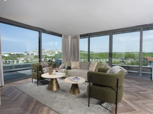 Open plan living area - Penthouse Oasis Sands