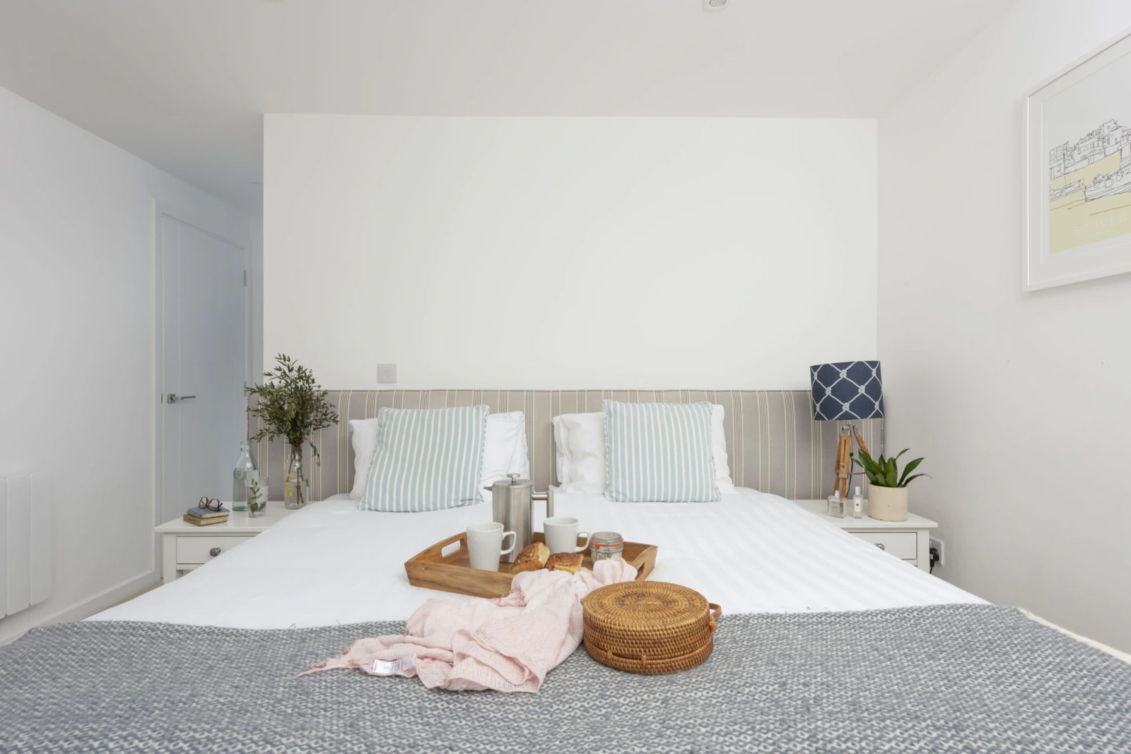 Ground floor bedroom - 55 Una