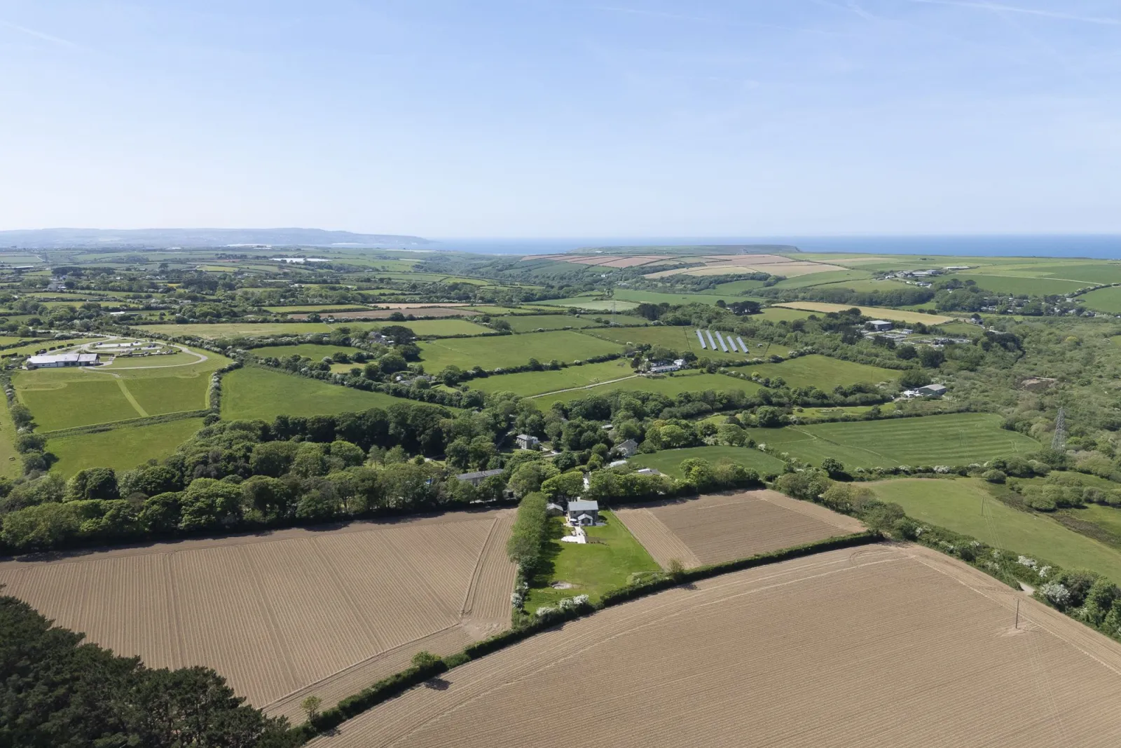 Bird's-eye view of the surrounding area - Highfield Barton