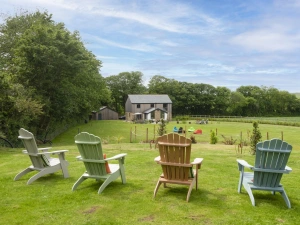 Stunning view of the properties garden - Highfield Barton