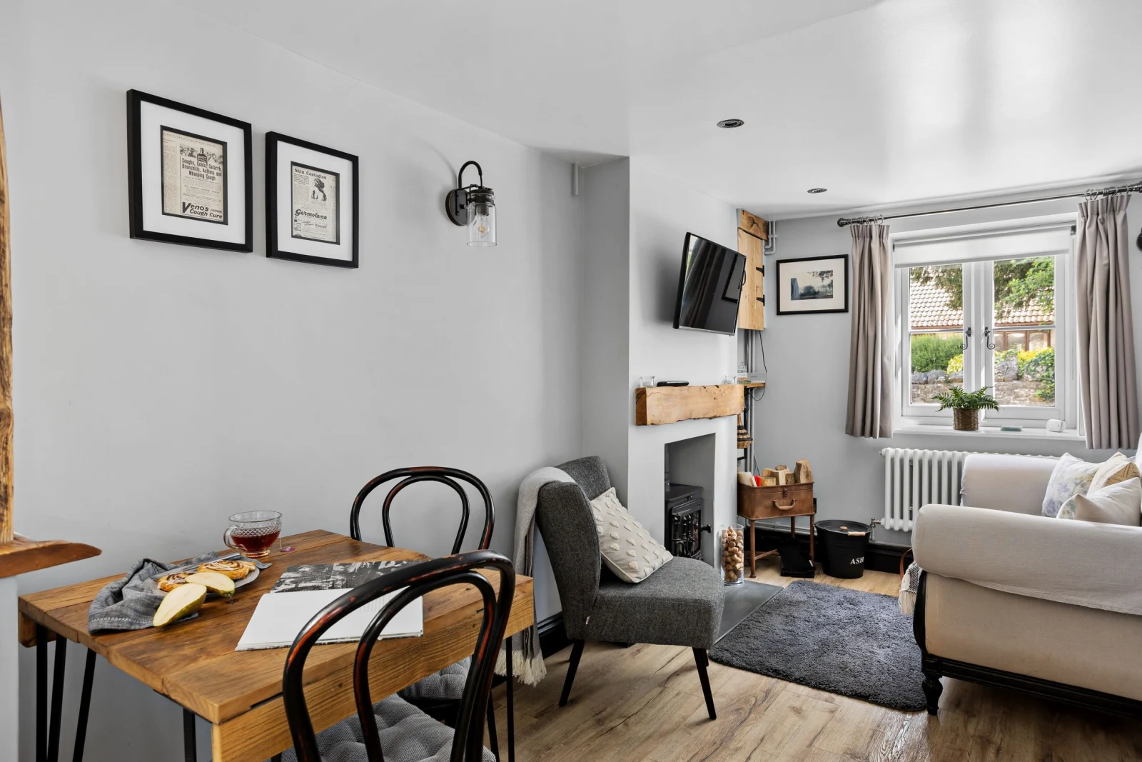 Dining table seating two - Apothecary Cottage