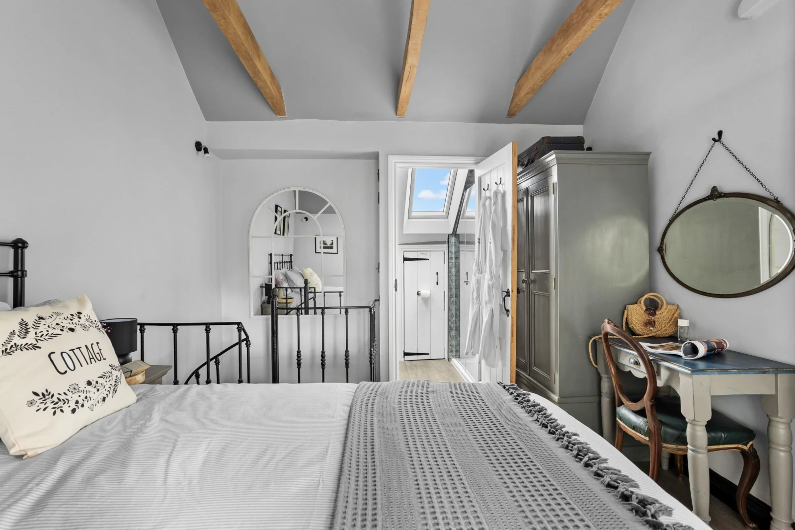 King size bedroom with en suite shower room - Apothecary Cottage