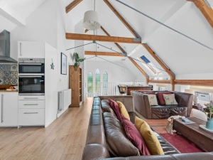 Property image 3 for LC657234