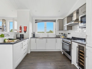 Property image 8 for LC658003