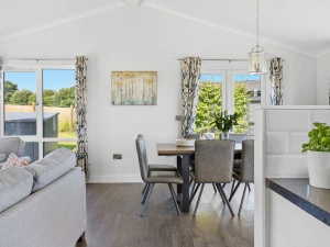 Property image 9 for LC658003