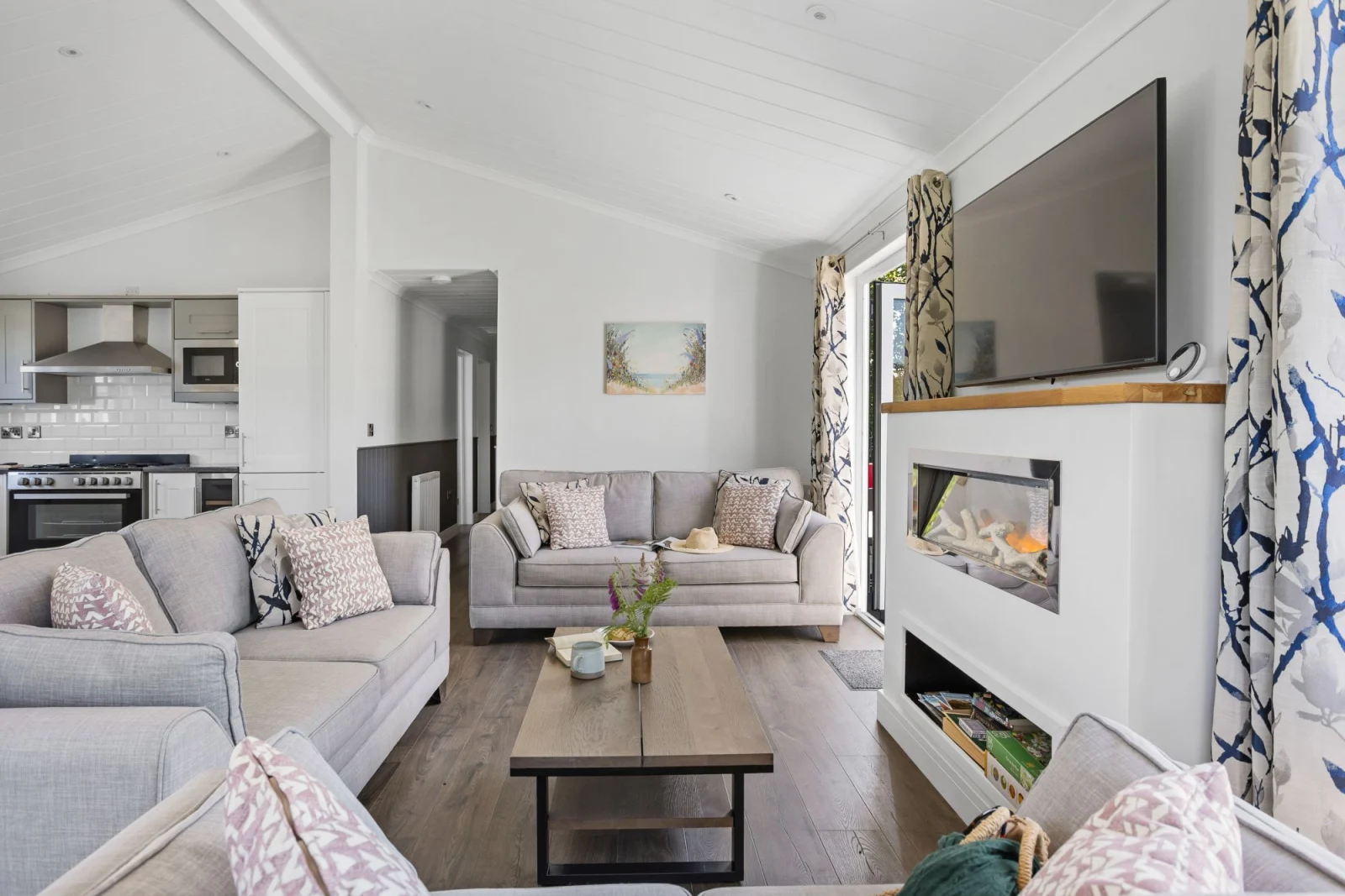 Property image 3 for LC658003