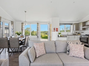 Property image 6 for LC658003