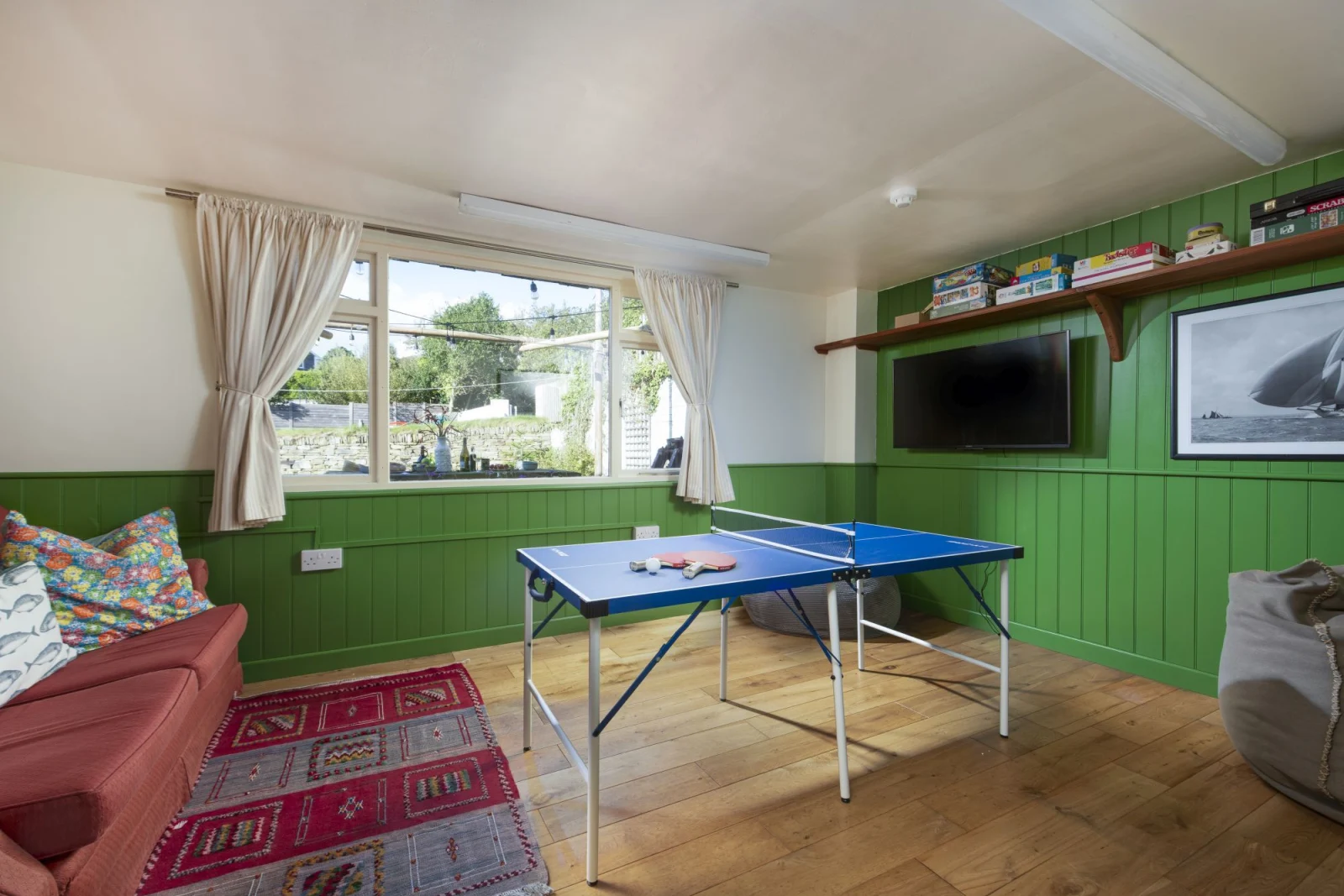 Games Room, Seating Area-Master Shipwrights