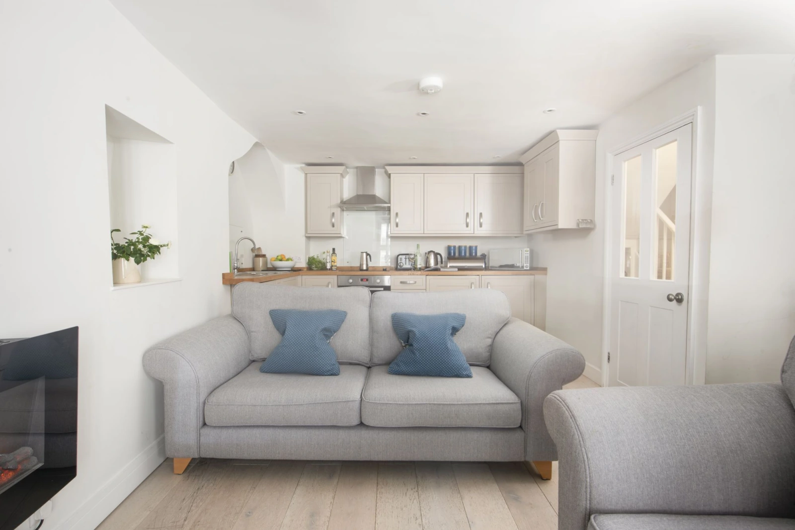 Large sofas in living room - 4 Quayside