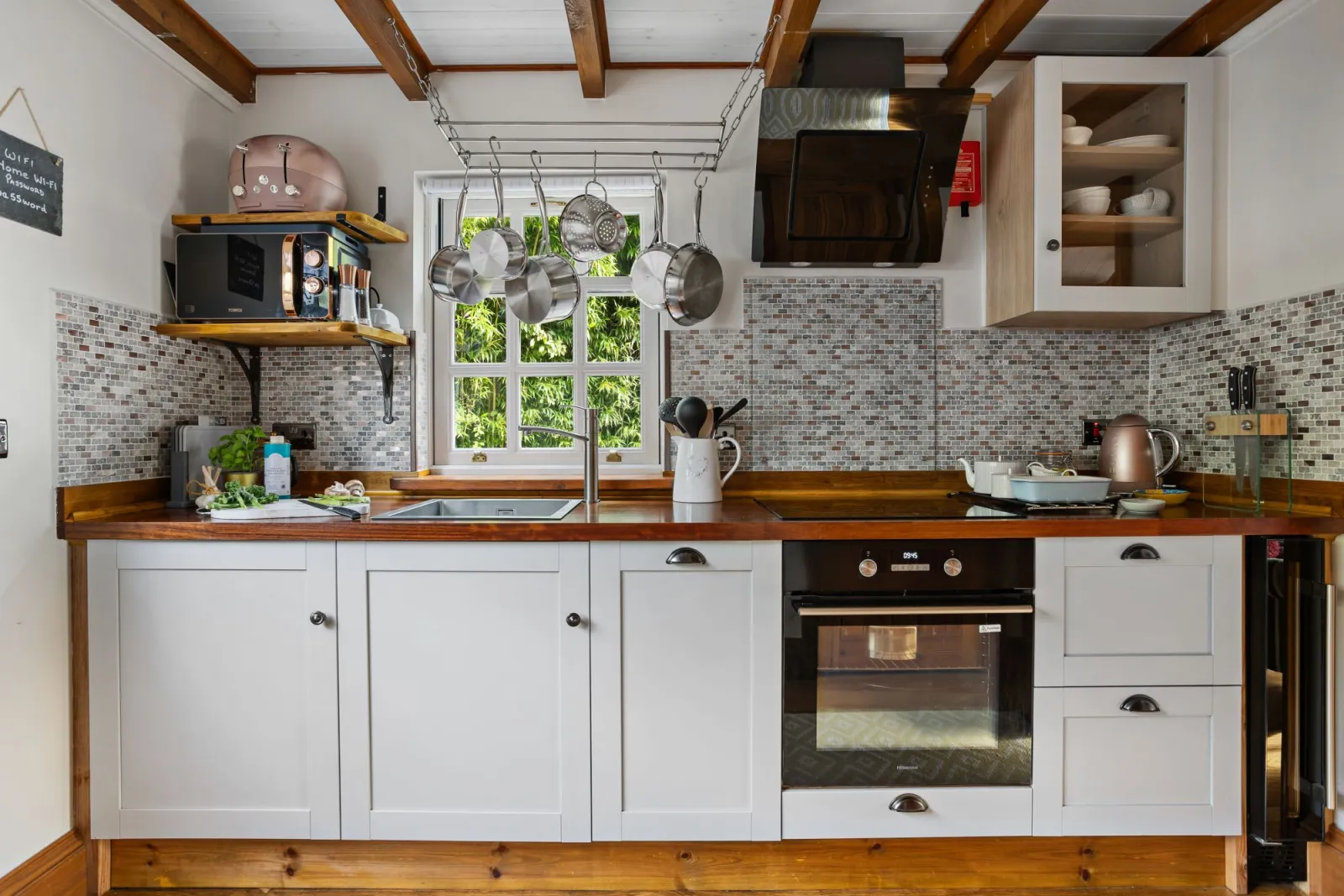 Spacious family kitchen area, access to outside  - Beryas Cottage within Buryas bridge collection 