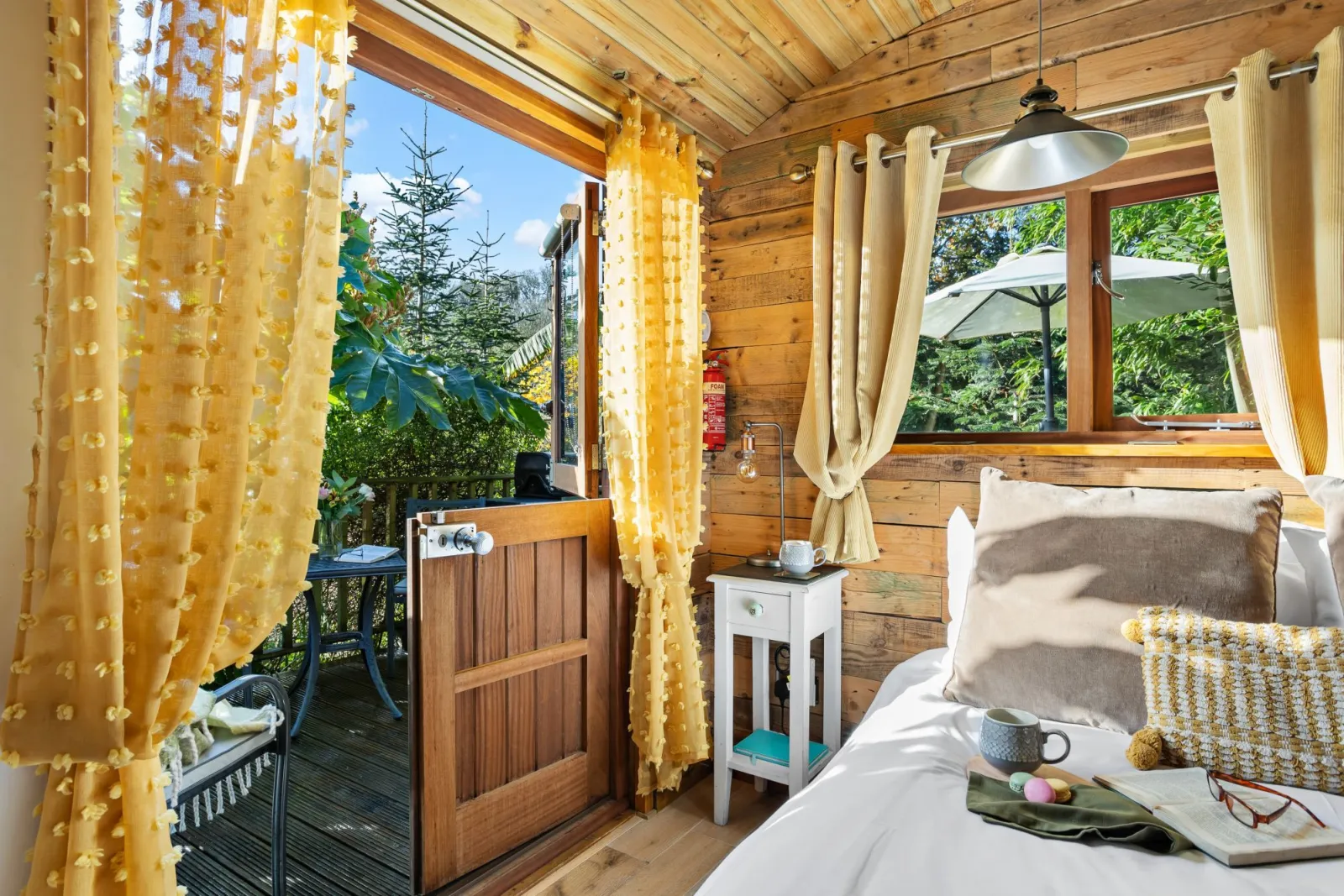 Bedroom, Outdoor seating, Deck area - Poldhu within Buryas bridge collection 