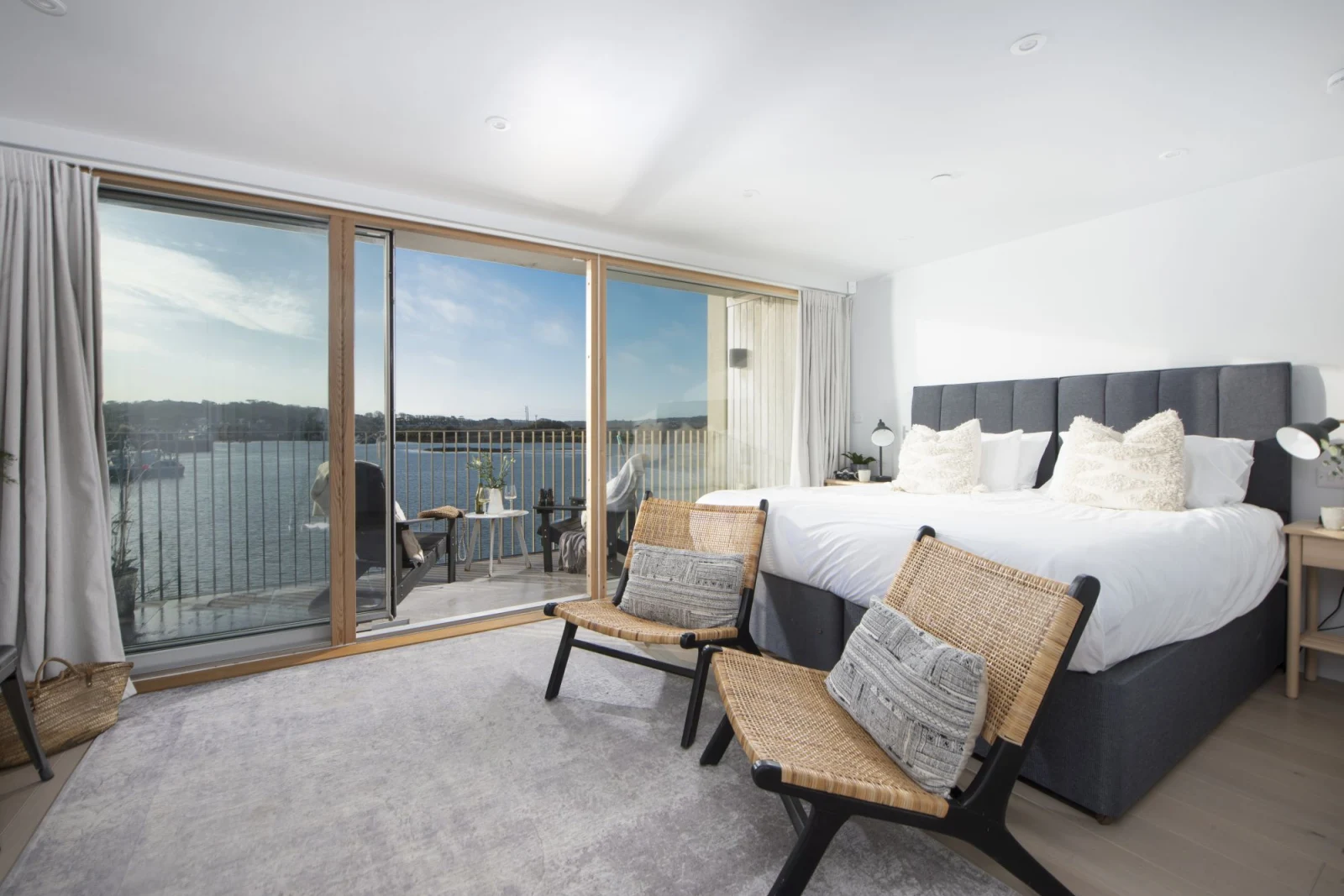 Master bedroom with balcony - 10 Cannery Row