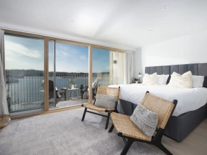 Master bedroom with balcony - 10 Cannery Row