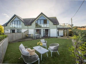 Property building and garden at Cloud 10