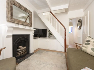 Property image 3 for LC669657