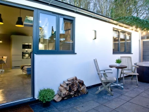 Entrance and outside space - The Beam
