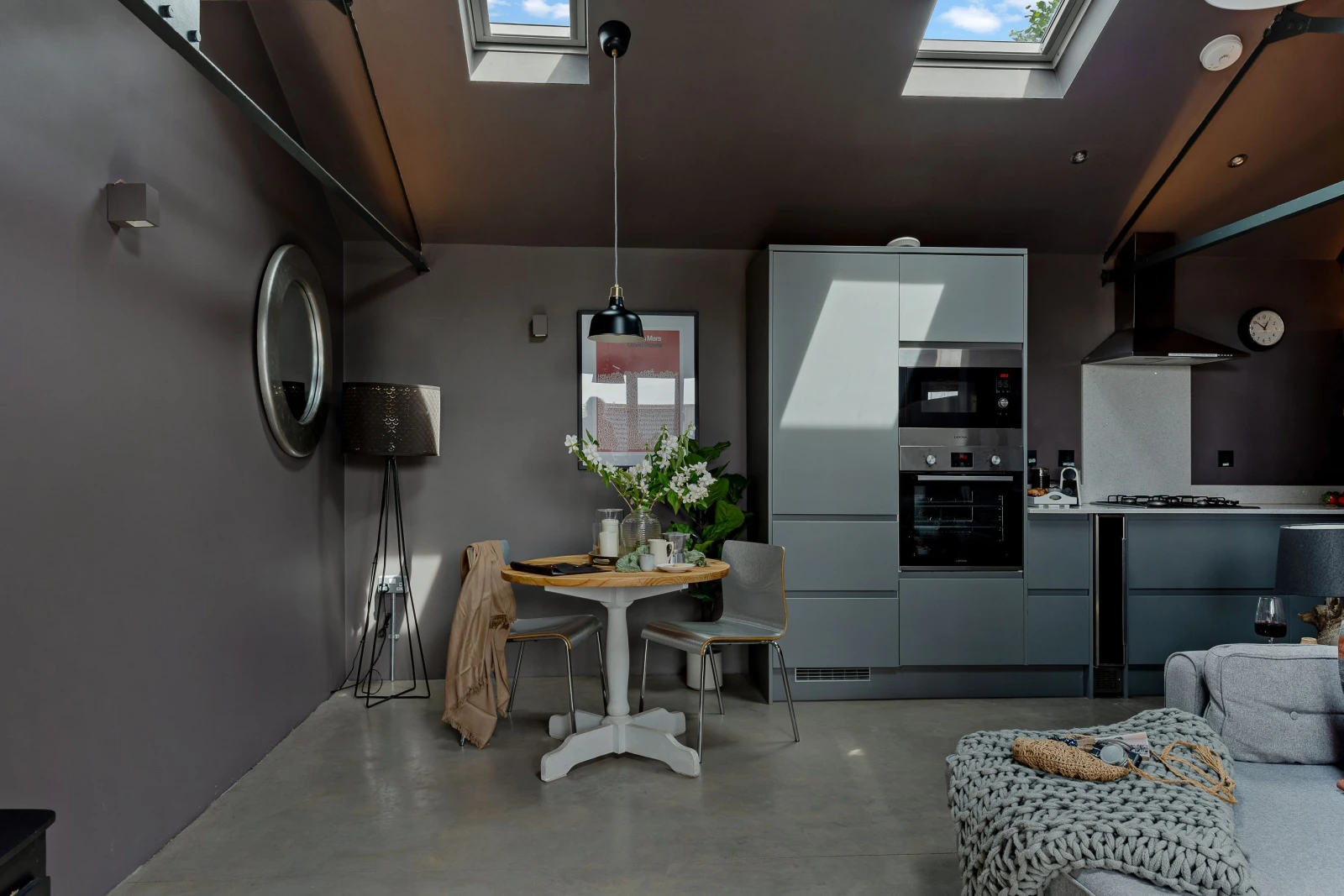 Dining and Kitchen space - The Beam