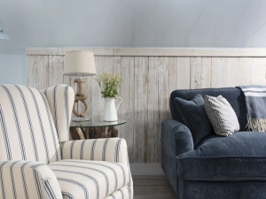 Lounge with sofa and armchair, side table and lighting - 4 Tywarnhayle Square