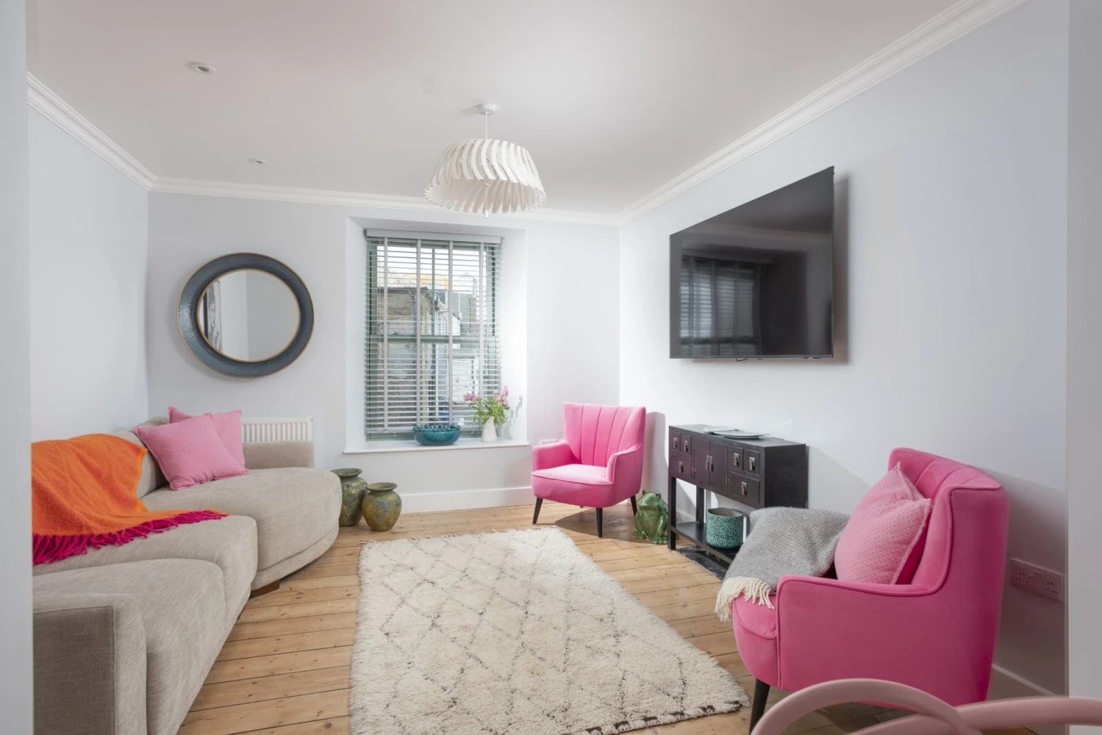 Cosy lounge with two armchairs, Smart TV and sofa - Mermaids 3