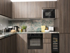 Contemporary kitchen. oven, hob, microwave, wine cooler - Mermaids