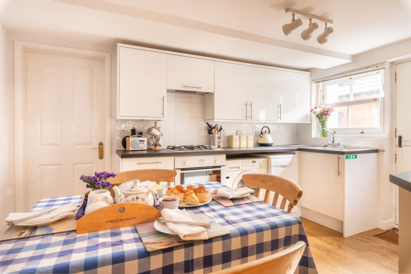 Property image 2 for NFCC141