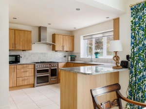 Property image 4 for NFCC164