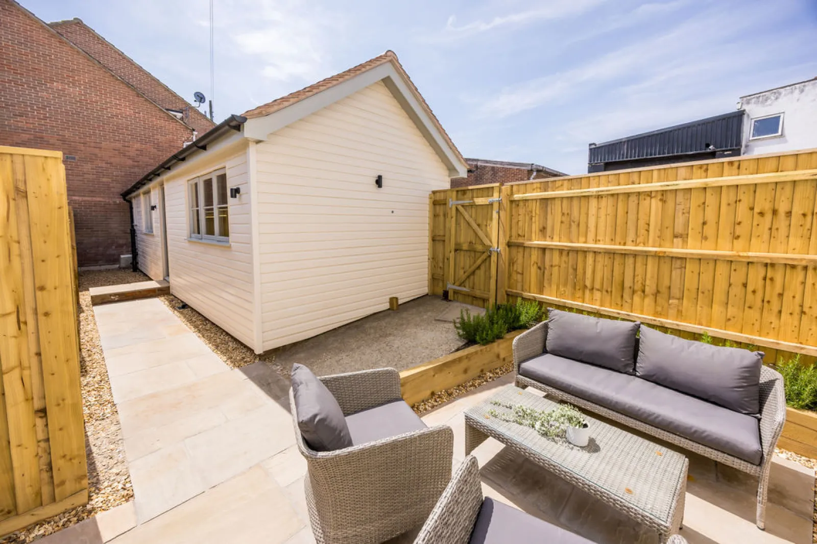 Property image 1 for NFCC183