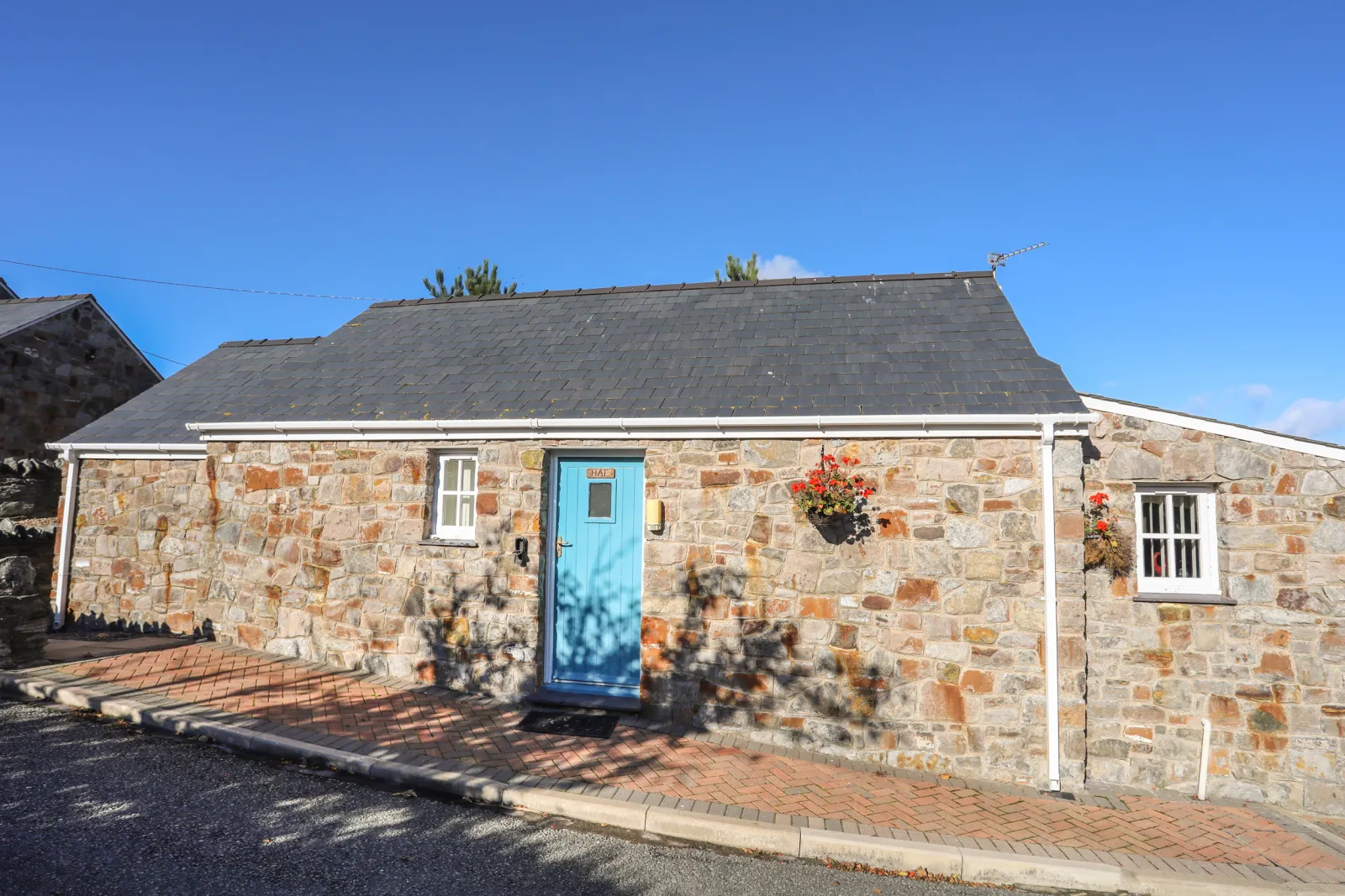 Property image 2 for SC1009060