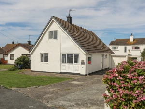 Crows Nest - Rhosneigr