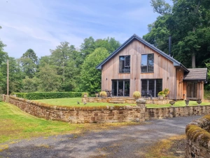 Romsey Lodge