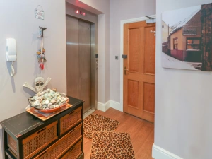 Property image 2 for SC1034058