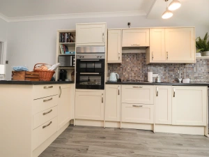 Property image 9 for SC1037180